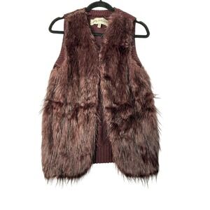 Selby Collection Faux Fur Knit Vest Size M‎ Burgundy Maroon Boho Fall Layering